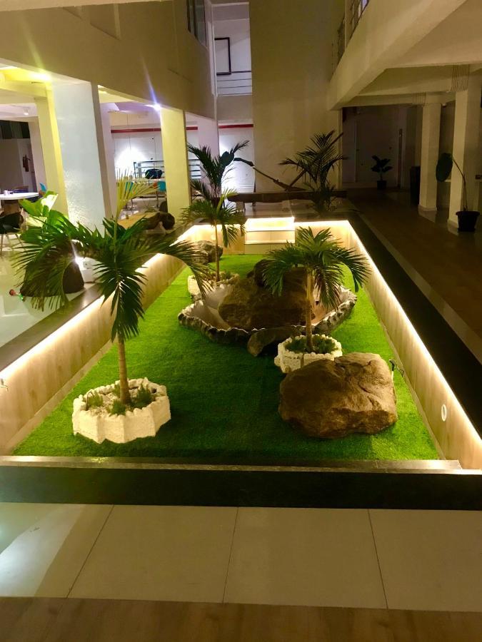 Niasha Hotel Mangalore Exterior photo